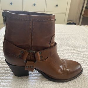 Frye motorcycle boots women’s 8.5